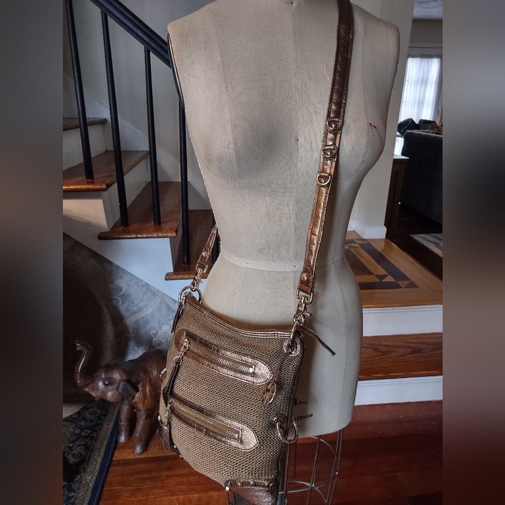 The Sak Metallic Bronze and Tan Crossbody Bag - Picture 7 of 13